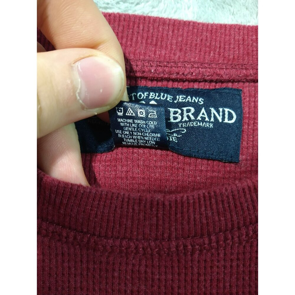 Lucky Brand Men's Red Heather Long Sleeve Graphic Crew Tee - Picture 6 of 7
